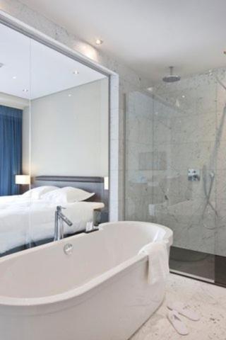 Blue Woods Hotel - Deerlijk Habitación foto